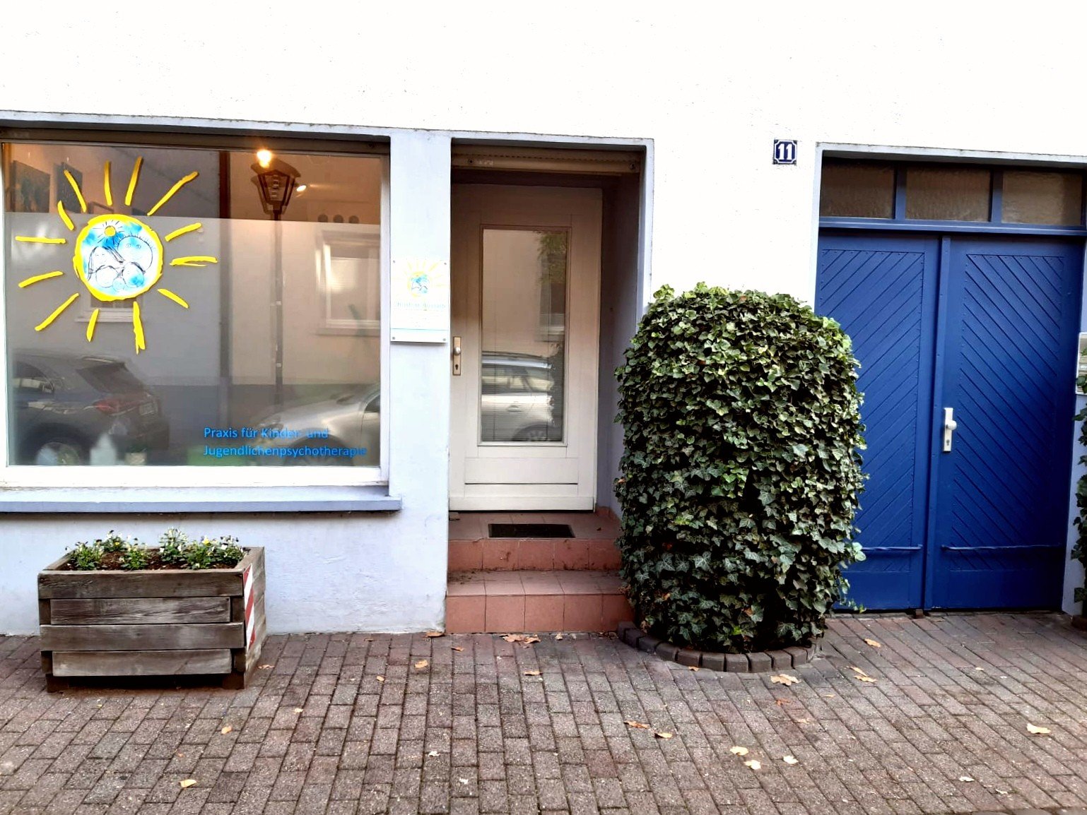 Außerdem ist das Sofa für die Gesprächstherapie,